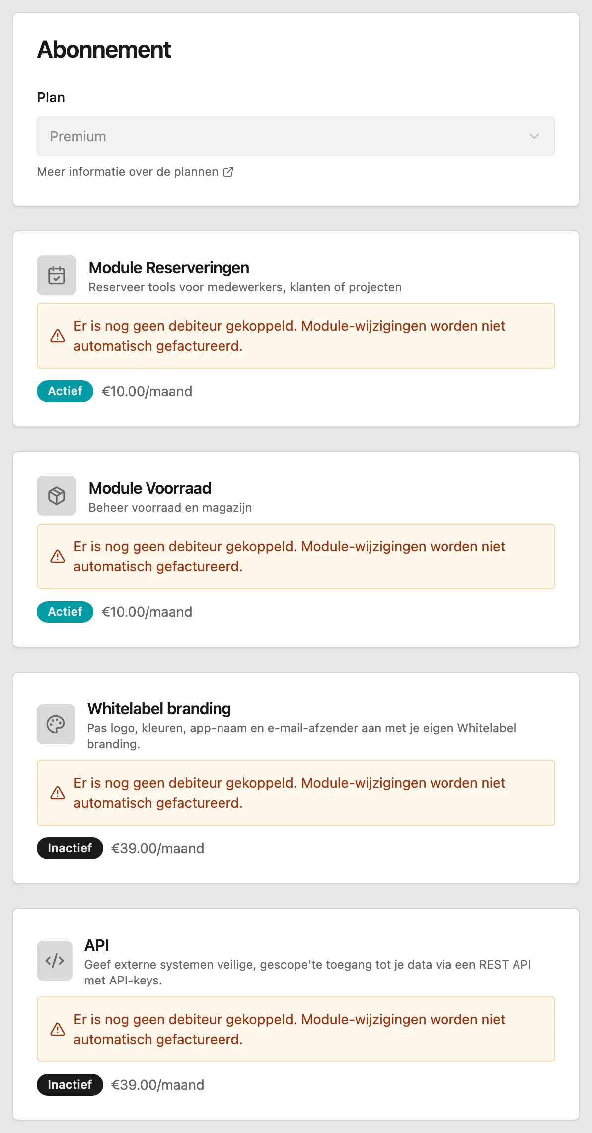 De vier modulekaarten onder Account, elk met een schakelaar en de prijs per maand