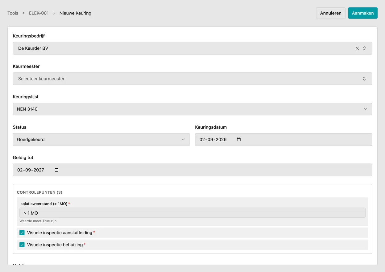 Het keuringsformulier bij tool ELEK-001, met keuringsbedrijf, keurmeester, keuringslijst, status, data en drie controlepunten