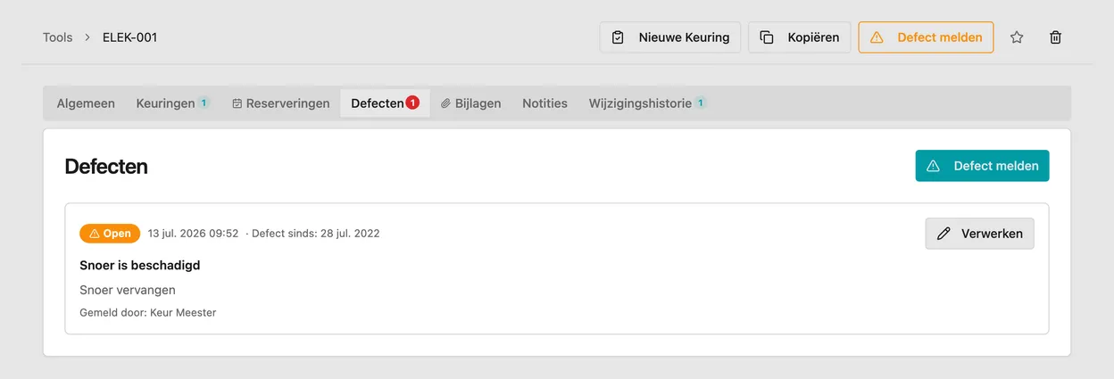 Het tabblad Defecten bij een tool, met een openstaande melding en de knop Verwerken